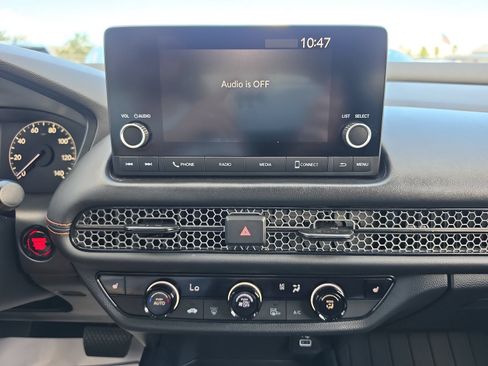 Certified 2024 Honda HR-V Sport image 17