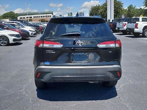 Used 2023 Toyota Corolla Cross LE FWD image 5