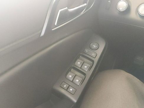 Used 2019 Chevrolet Tahoe LS AWD/4WD image 25
