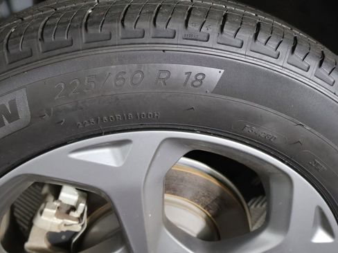 Used 2024 Ford Escape ST-Line w/ Tech Pack #1 FWD image 20