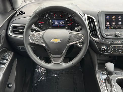 Used 2024 Chevrolet Equinox LT AWD/4WD image 13