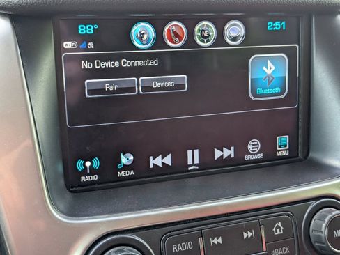Used 2020 Chevrolet Tahoe LS w/ Enhanced Driver Alert Package RWD image 23