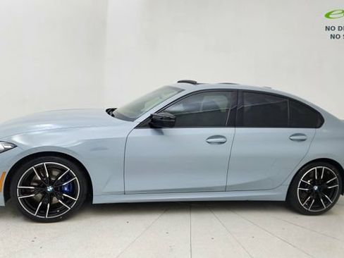 Used 2025 BMW M340i Sedan RWD image 3