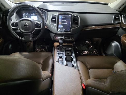 Used 2019 Volvo XC90 T6 Momentum w/ Advanced Package image 15