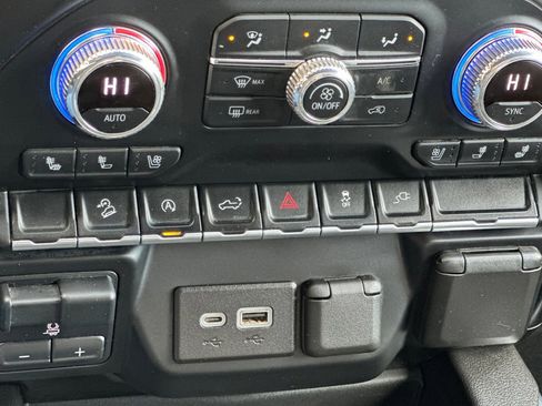 Used 2021 GMC Sierra 1500 SLT w/ SLT Premium Package image 20