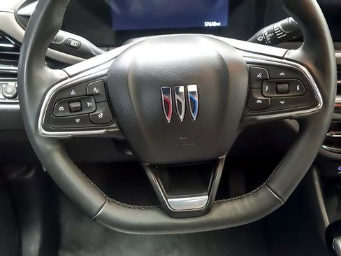 Used 2025 Buick Envista Avenir FWD image 15