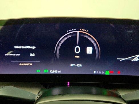 Used 2024 Lucid Air Touring image 14