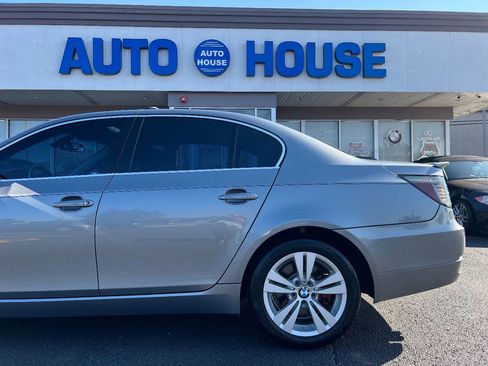 Used 2009 BMW 528i xDrive Sedan image 35