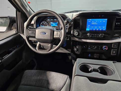 Used 2023 Ford F150 XLT w/ Trailer Tow Package image 9