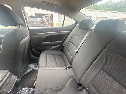 Used 2020 Hyundai Elantra Value Edition w/ Winter Weather Package FWD image 41
