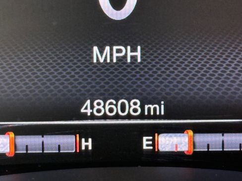 Used 2021 Jeep Renegade Latitude w/ Convenience Group AWD/4WD image 22
