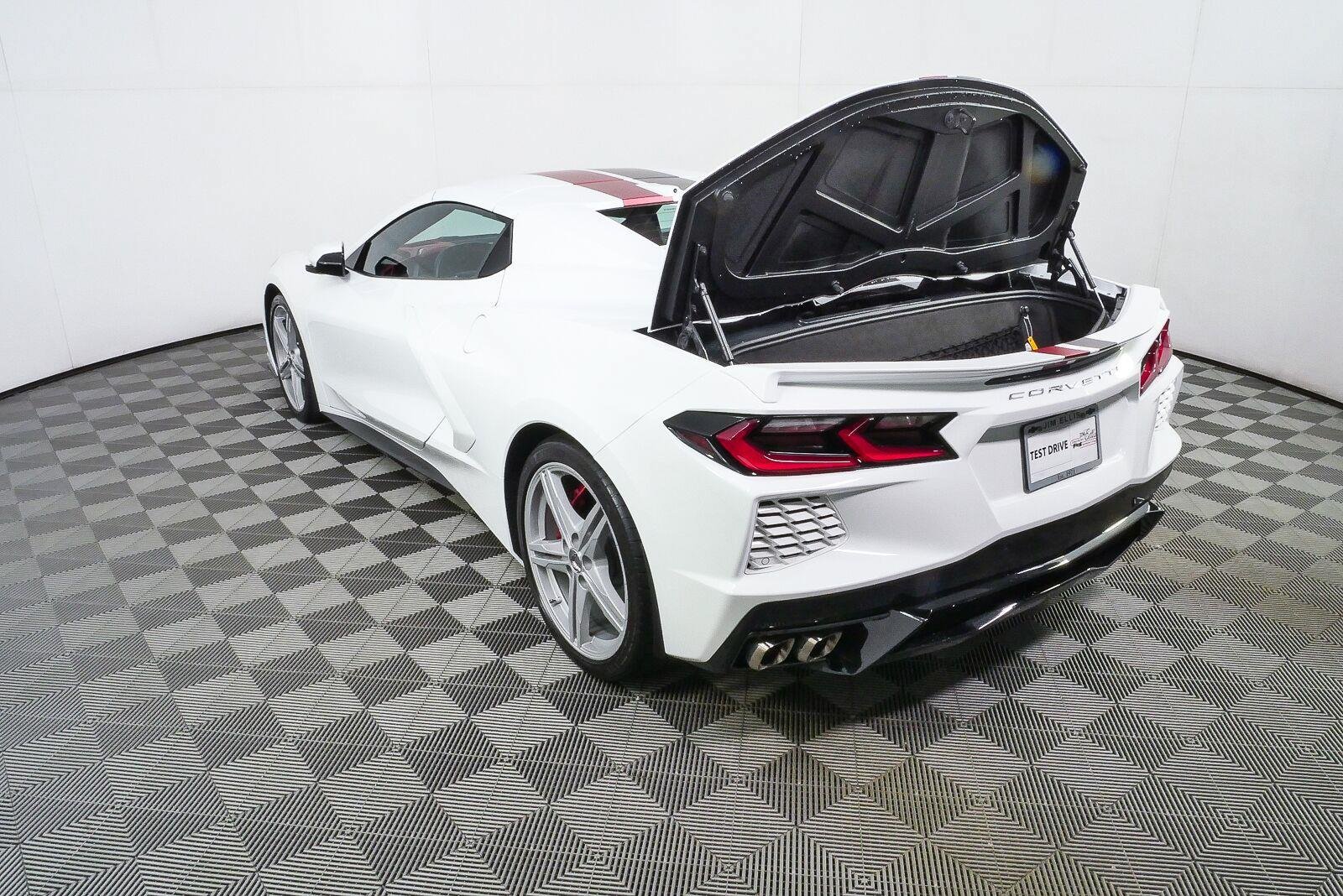 Used 2026 Chevrolet Corvette Stingray Premium Conv w/ Z51 Performance Package RWD image 23