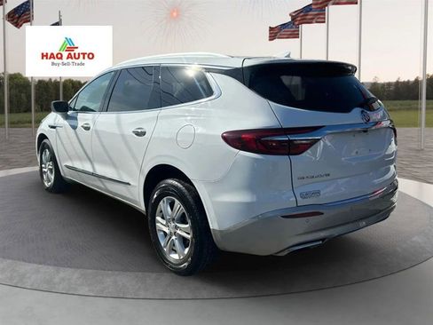 Used 2020 Buick Enclave Essence image 7