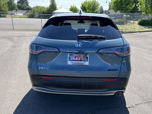 Used 2025 Honda HR-V Sport image 4