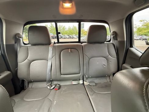 Used 2019 Nissan Frontier SL AWD/4WD image 11