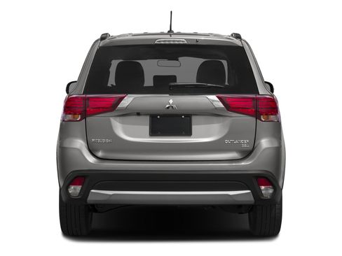Used 2018 Mitsubishi Outlander SEL image 5