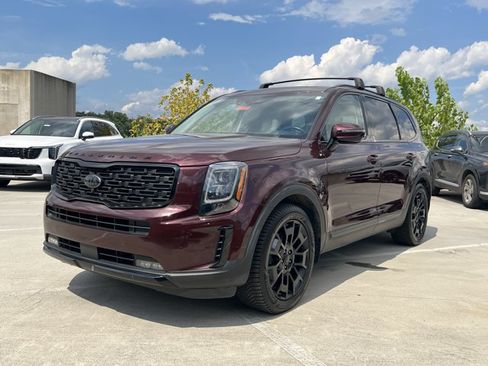 Used 2021 Kia Telluride SX w/ Nightfall Edition Package AWD/4WD image 2