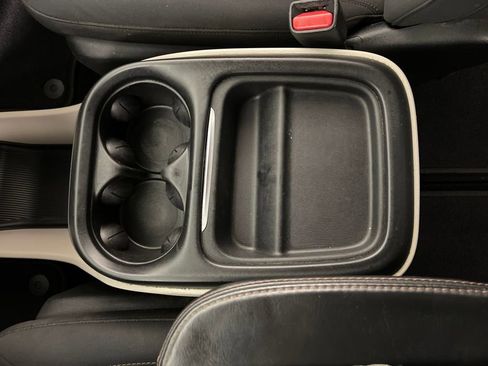 Used 2019 Chrysler Pacifica Touring Plus image 25