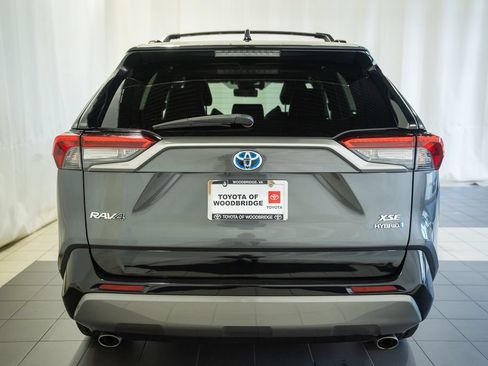 Used 2019 Toyota RAV4 XSE w/ Carpet Mat Package AWD/4WD image 5