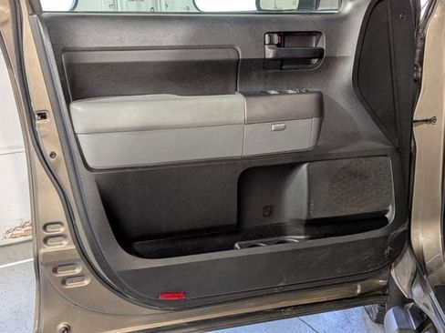 Used 2012 Toyota Tundra 4x4 Double Cab image 17