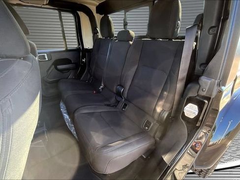 Used 2022 Jeep Gladiator Sport AWD/4WD image 23