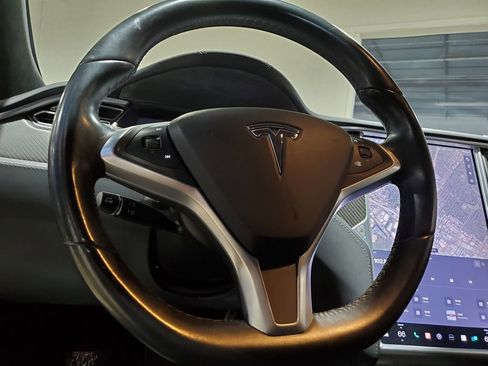 Used 2017 Tesla Model S 75 RWD image 28