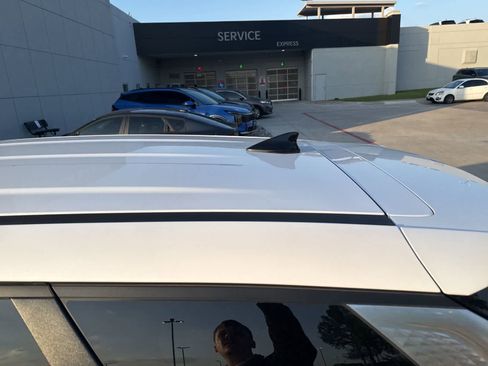 Used 2023 Kia Sportage EX image 7