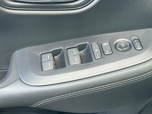 New 2027 Honda HR-V LX image 11