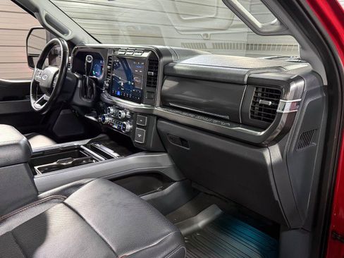 Used 2023 Ford F350 Lariat w/ Lariat Ultimate Package image 16