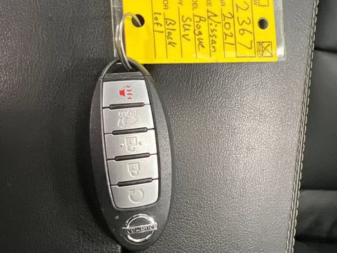 Used 2021 Nissan Rogue SL AWD/4WD image 27