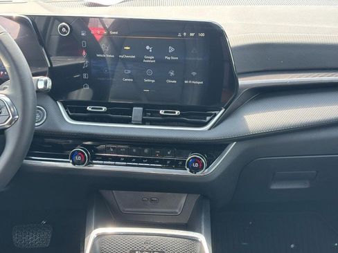 New 2026 Chevrolet Equinox LT w/ Convenience Package II AWD/4WD image 8