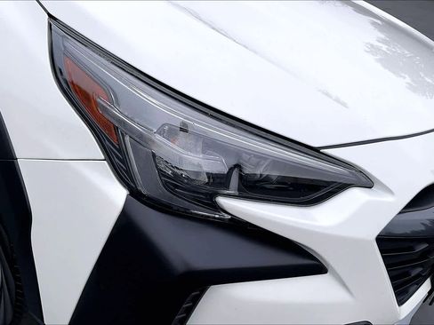 Used 2023 Subaru Outback Limited AWD/4WD image 30