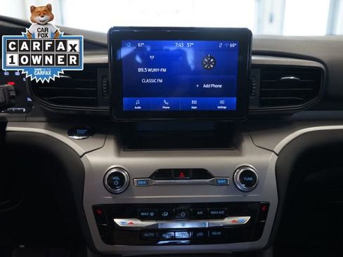 Used 2023 Ford Explorer XLT AWD/4WD image 22