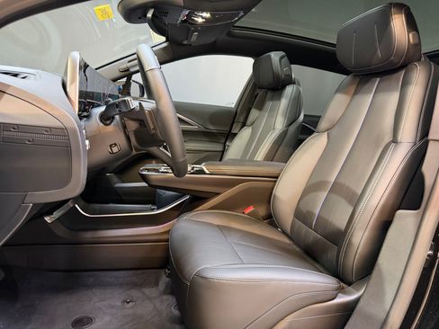 New 2026 Cadillac Lyriq Sport AWD/4WD image 5