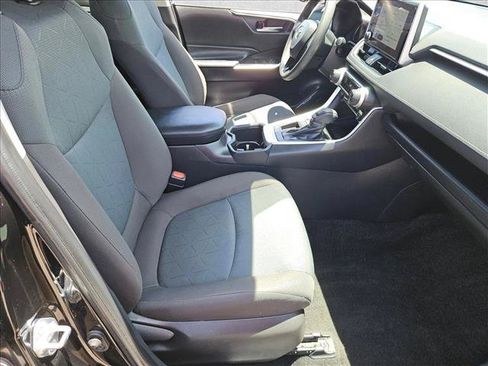 Used 2024 Toyota RAV4 XLE FWD image 25