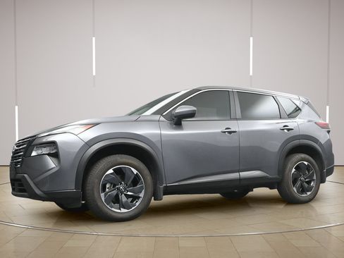 Certified 2024 Nissan Rogue SV FWD image 21