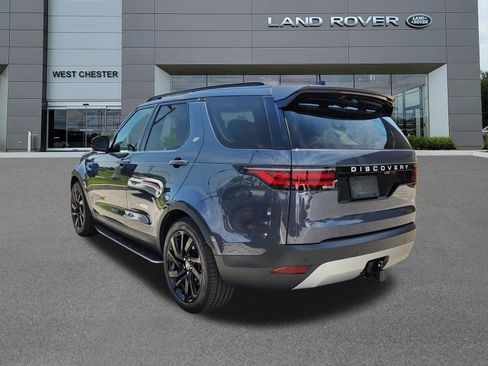 Used 2025 Land Rover Discovery S AWD/4WD image 3
