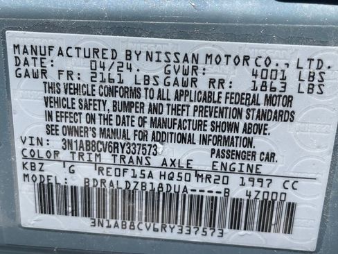 Used 2024 Nissan Sentra SV FWD image 29