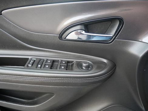 Used 2019 Buick Encore Preferred image 14