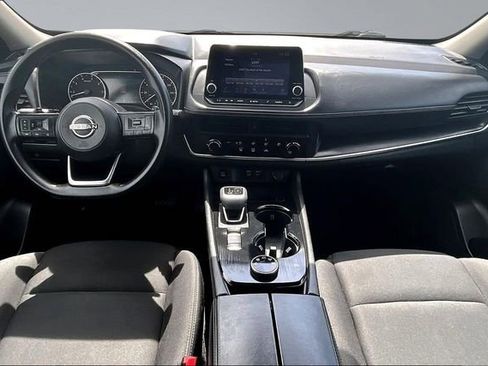 Used 2024 Nissan Rogue S AWD/4WD image 7