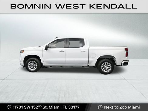 Used 2023 Chevrolet Silverado 1500 RST image 2
