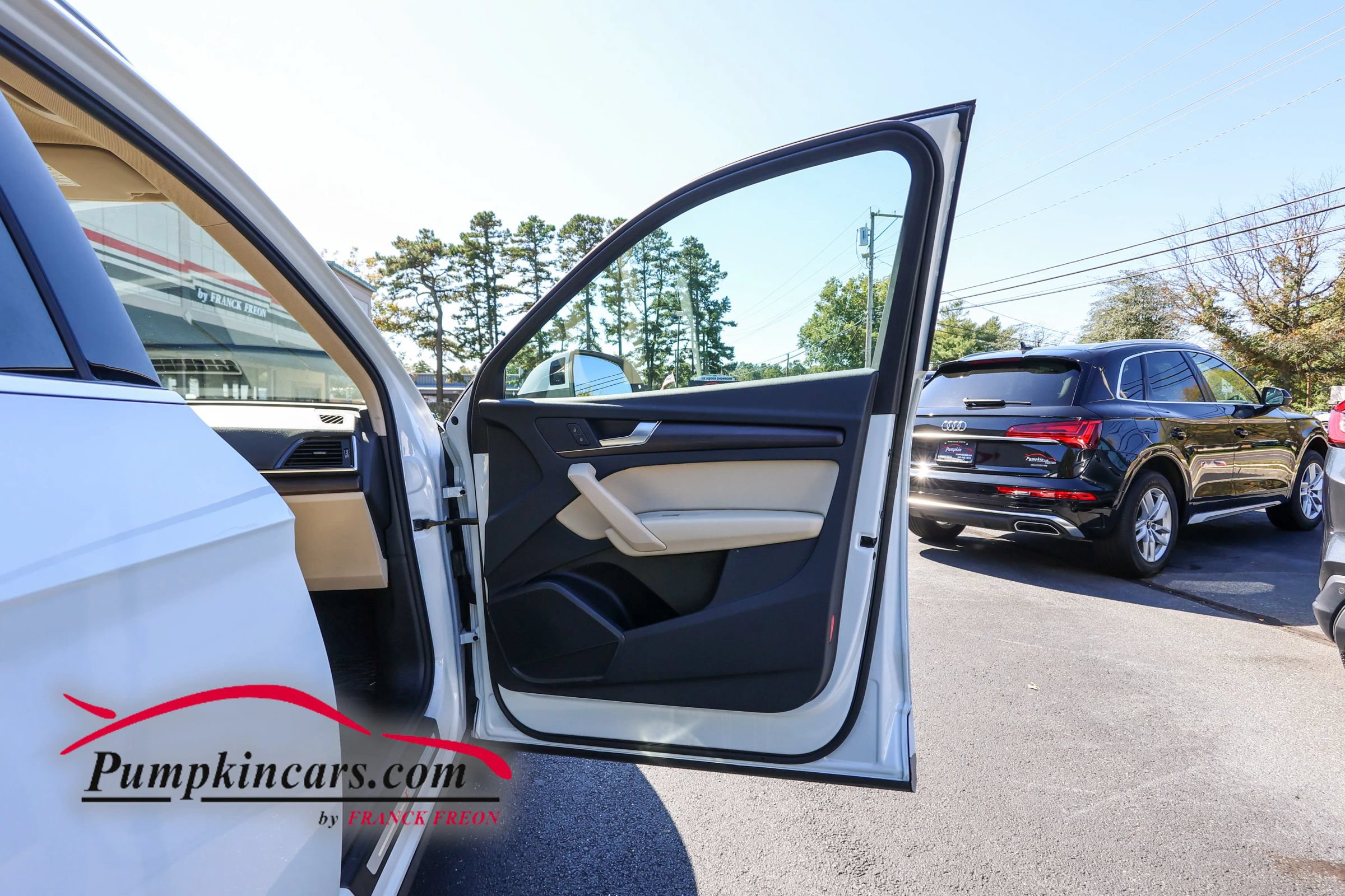 Used 2023 Audi Q5 2.0T Premium w/ Convenience Package AWD/4WD image 21