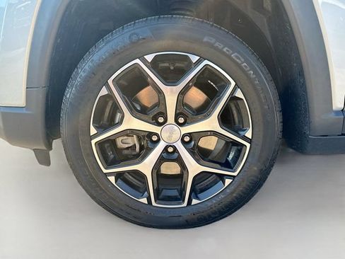 Used 2024 Jeep Compass Limited AWD/4WD image 31