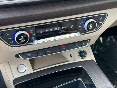 Used 2023 Audi Q5 2.0T Premium Plus w/ Premium Plus Package image 35