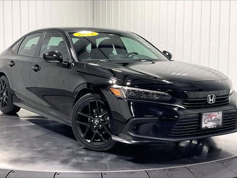 Used 2024 Honda Civic Sport image 3