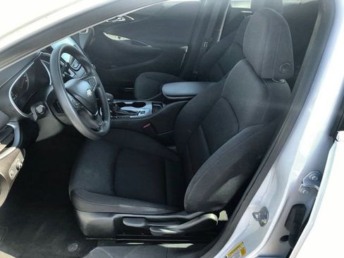 Used 2024 Chevrolet Malibu LS image 11