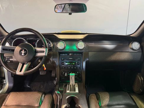 Used 2006 Ford Mustang GT image 12