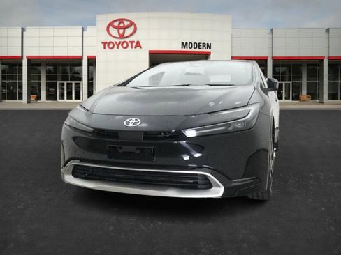 New 2026 Toyota Prius Plug-In Hybrid image 5