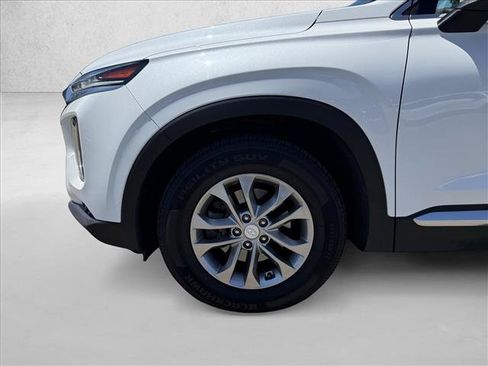 Used 2020 Hyundai Santa Fe SE FWD image 21