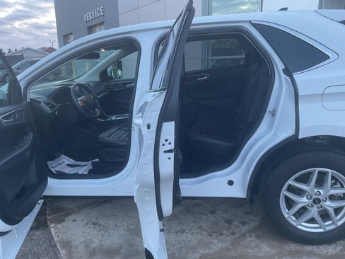 Used 2024 Ford Edge SEL w/ Convenience Package image 21